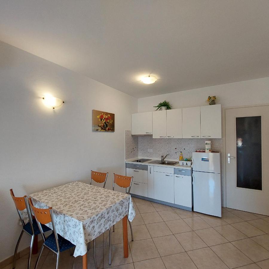 Apartment Ivana,Mali Maj Porec Ngoại thất bức ảnh