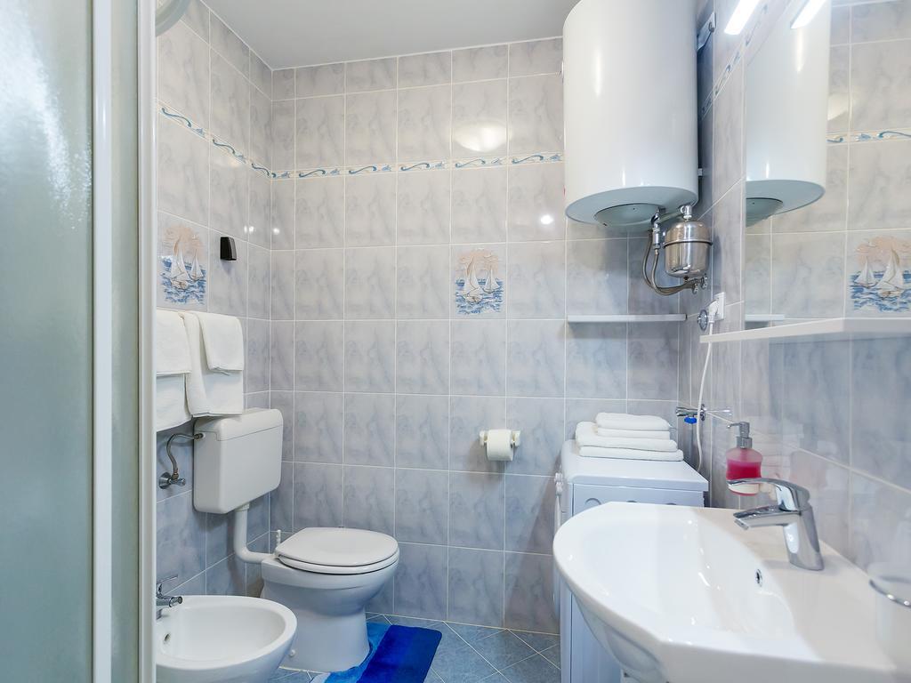 Apartment Ivana,Mali Maj Porec Ngoại thất bức ảnh